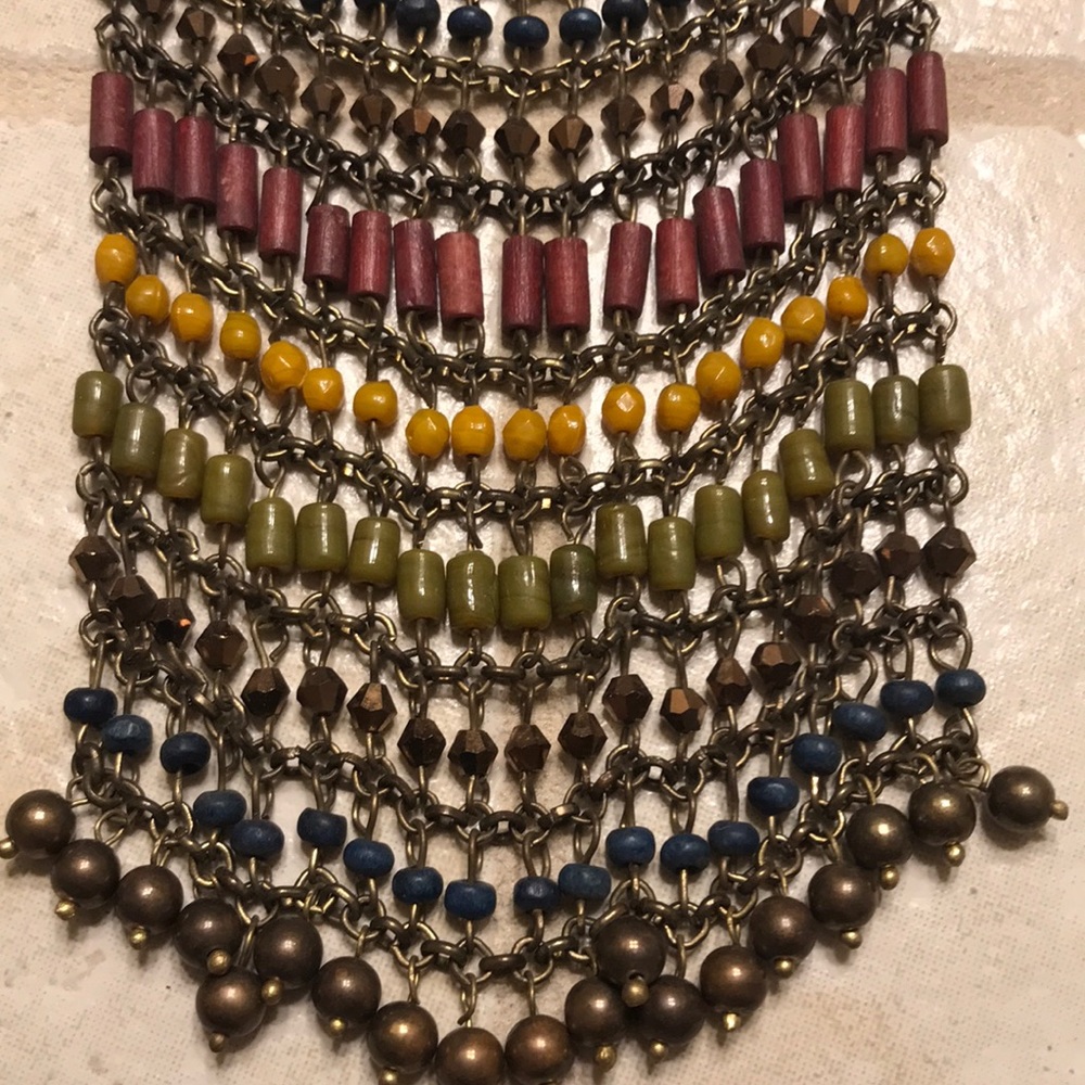 Bib necklace - Picture 3 of 6